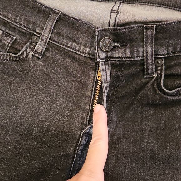 Faded blackish-gray 7 for all Mankind bootcut jeans size 29. - Picture 8 of 13